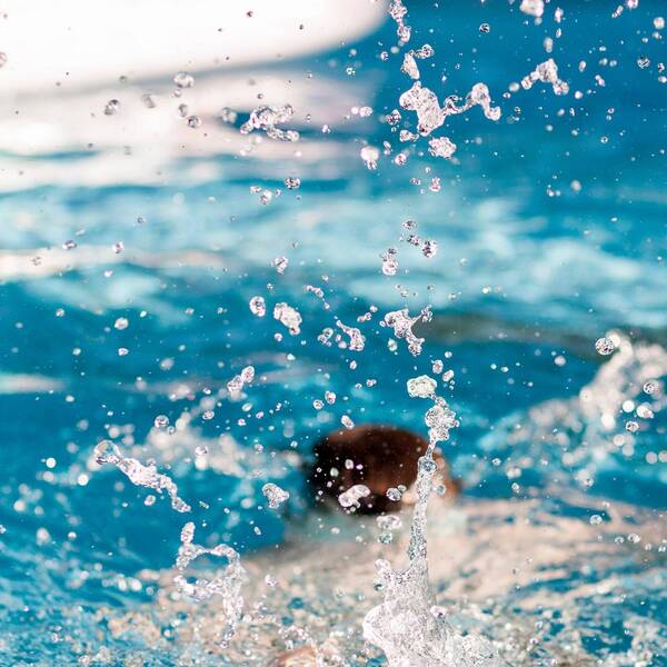 Ginnastica in palestra o in acqua